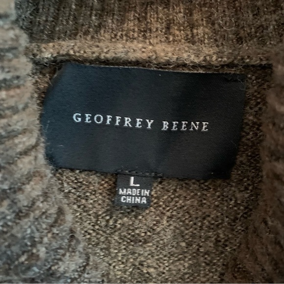 Geoffrey Beene Gray and Brown Turtleneck Sweater Cozy Knit 10% Wool - Picture 3 of 6